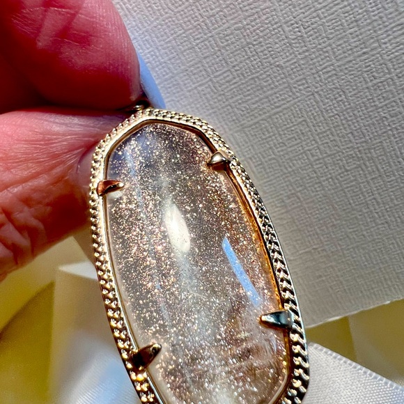 NWT Kendra Scott Elle Earrings Rare & Retired Gold Dusted Rose Gold Perfect! - Picture 5 of 6